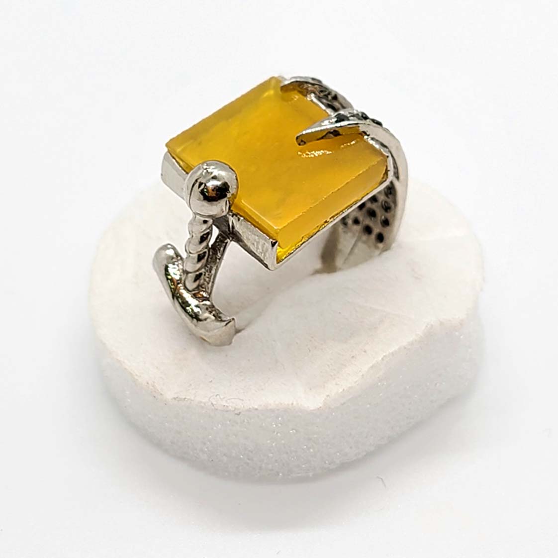 Yellow Aqeeq Silver Ring Zulfiqar Zard Aqeeq