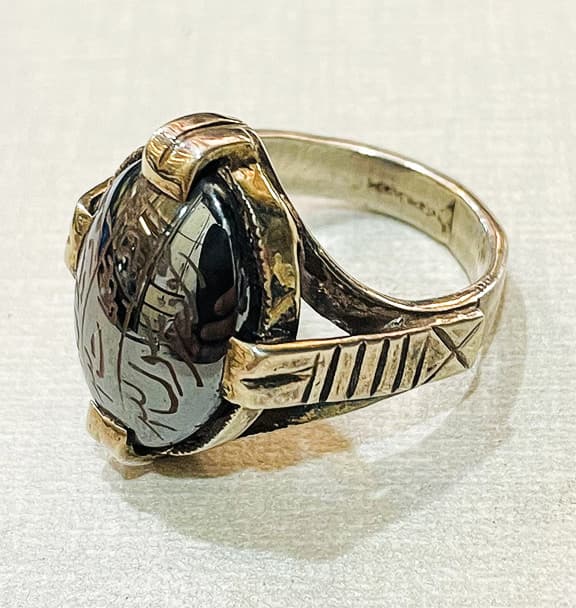 Hadid Sini (Chini) (Sung e Hadeed) Silver Ring Hematite | Pareshani se Nijaat ka Pathar