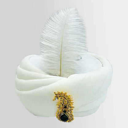 Turban White Taboot Amama With Golden Brooch Fur