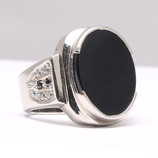 Black Aqeeq Flat Aqeeq Silver Ring with Zircorns
