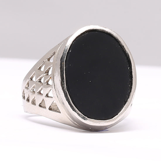 Handmade Black Aqeeq Silver Ring with Jali Work Design