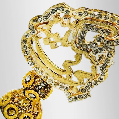 Stand Panja Bibi Sakina (sa) in Golden polish for distribution